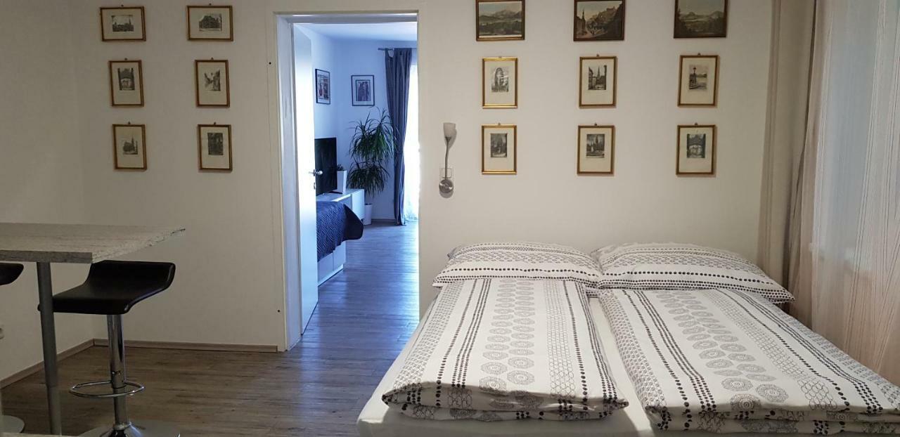 Ferienwohnung Pinsdorf Екстериор снимка